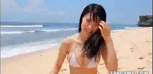  Mizuki Hoshina Beach  non nude